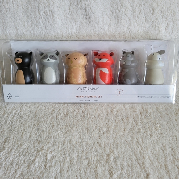 Toys New Hearth Hand Magnolia 6 Wooden Woodland Animals Figurine Set
